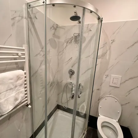 בית הארחה Ines 4*